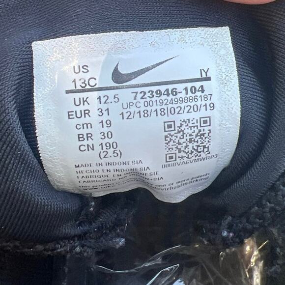 Nike Air Foamposite One Albino Snakeskers  Boy’s Size 13C (3B-BX) - Picture 9 of 9